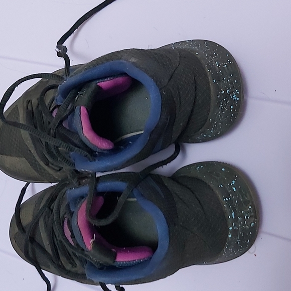 Kyrie irving - Picture 2 of 5